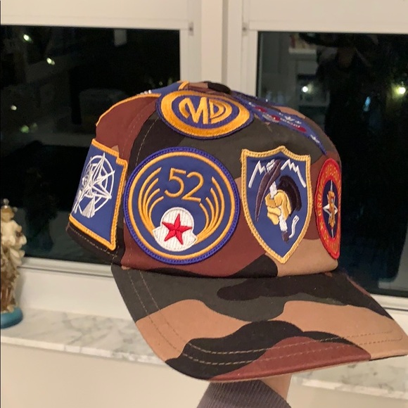 moncler camo hat